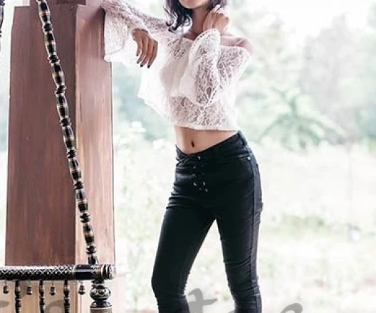 Call Girl DELHI Sakshi