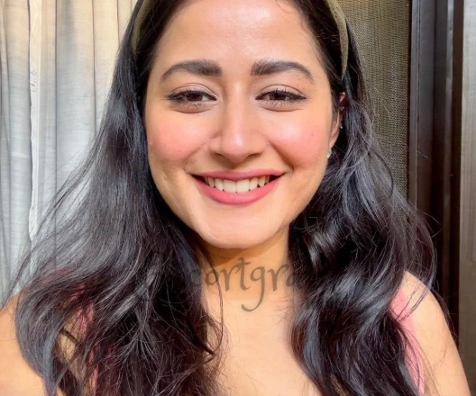 Call Girl GOA Kiara