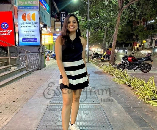Call Girl GOA Saanvi