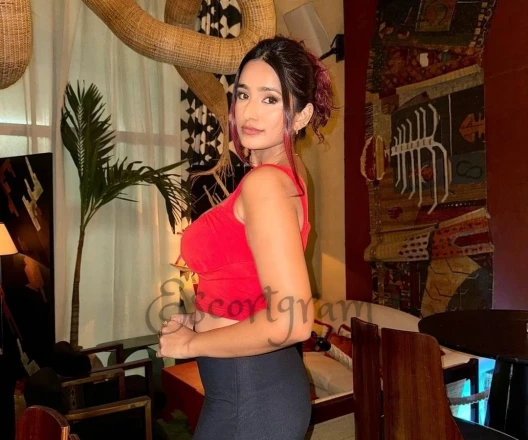 Call Girl GOA Jasmin - Gallery Image 3