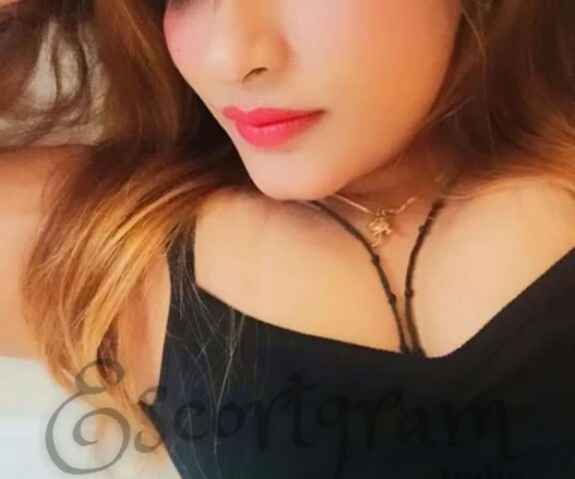 Call Girl BANGALORE Heena Tripathi - Gallery Image 3