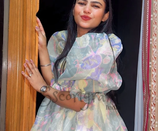 Call Girl DELHI Pooja