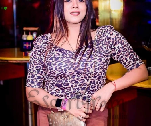 Call Girl DELHI Trisha Kapoor - Gallery Image 2