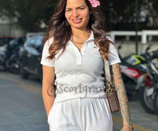 Call Girl DELHI Pooja