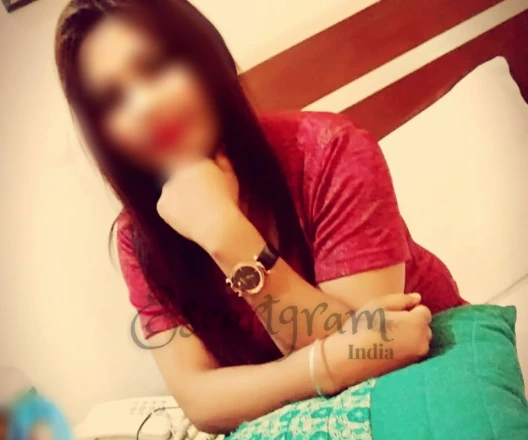Call Girl DELHI Preeti