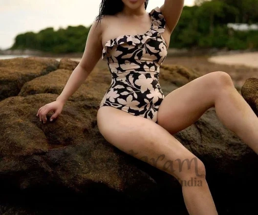 Call Girl DELHI Akansha Sharma - Gallery Image 3