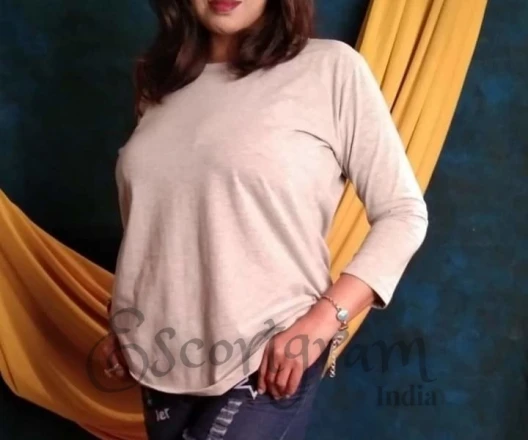 Call Girl DELHI Radhika - Gallery Image 4