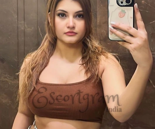 Call Girl DELHI Akansha Sharma - Gallery Image 2