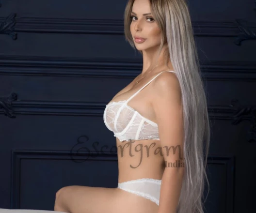 Call Girl DELHI Tina - Gallery Image 1