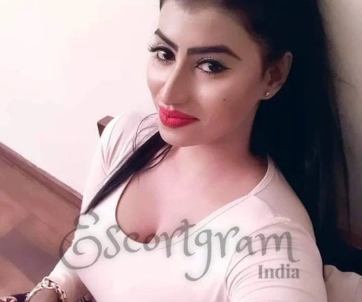 Call Girl DELHI Somiya Sharma - Gallery Image 3