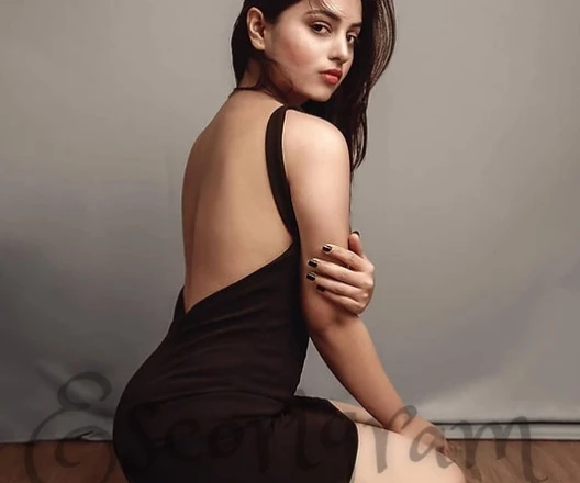 Call Girl BANGALORE Reena Agarwal - Gallery Image 3