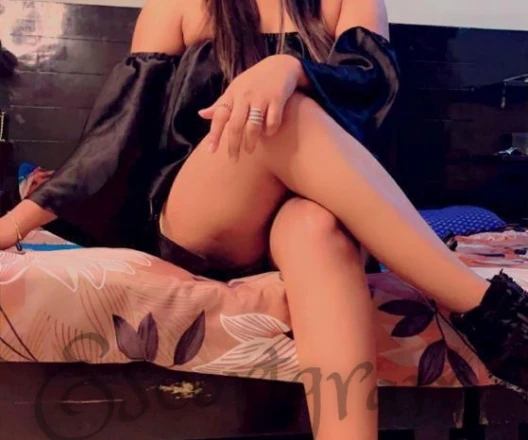 Call Girl DELHI Shreya - Gallery Image 1