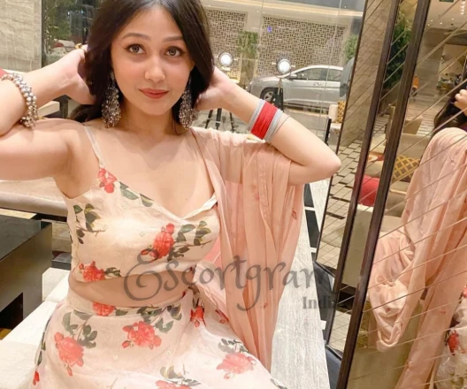 Call Girl DELHI Kavya - Gallery Image 2