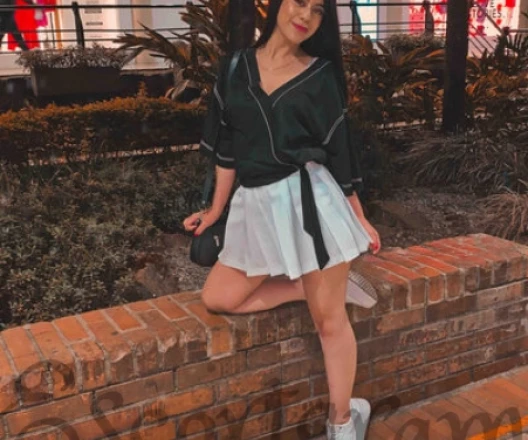 Call Girl DELHI Rosnii
