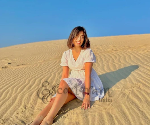 Call Girl DELHI Roshani - Gallery Image 2