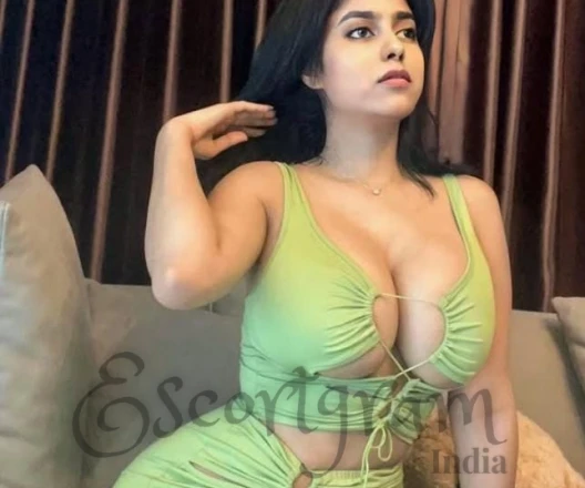 Call Girl DELHI Karina