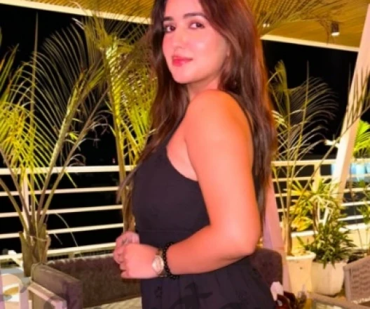 Call Girl DELHI Sarita