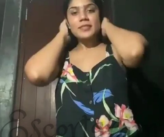 Call Girl DELHI Komal - Gallery Image 1