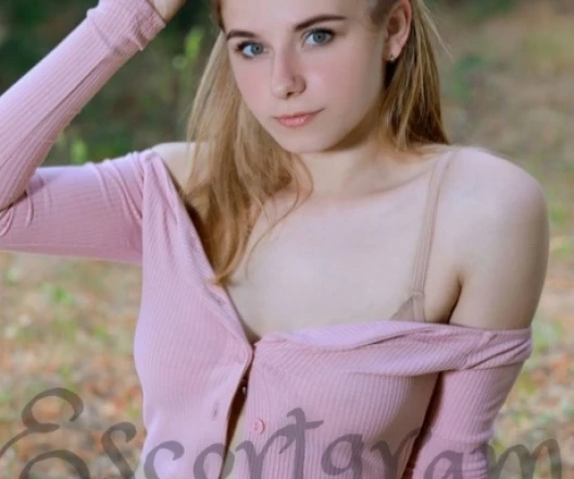 Call Girl GOA Sophie - Gallery Image 1