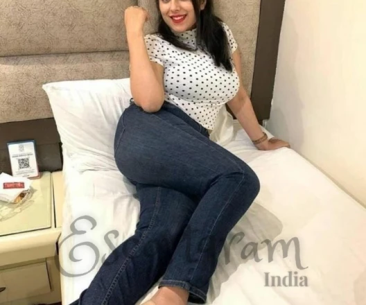 Call Girl DELHI Savita Singh - Gallery Image 1