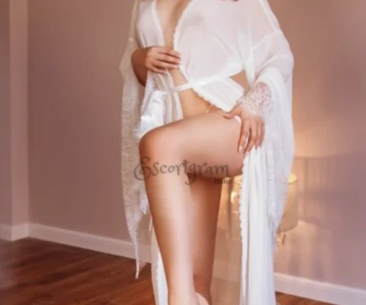 Call Girl DELHI Irina - Gallery Image 4