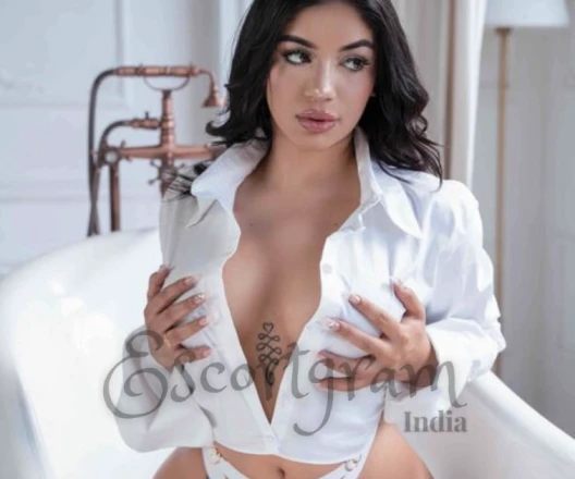 Call Girl DELHI Myra