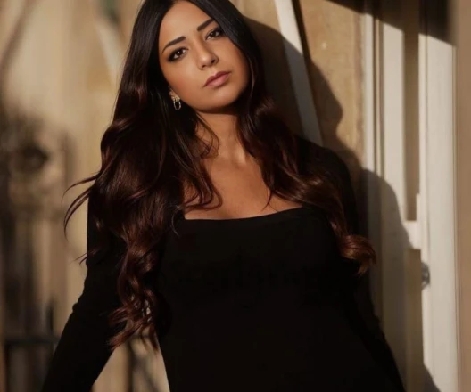 Call Girl GOA Elmira