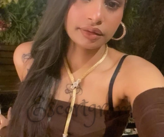 Call Girl BANGALORE Kavya Gupta - Gallery Image 1