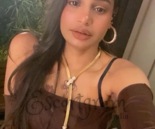 Call Girl BANGALORE Kavya Gupta - Gallery Image 2