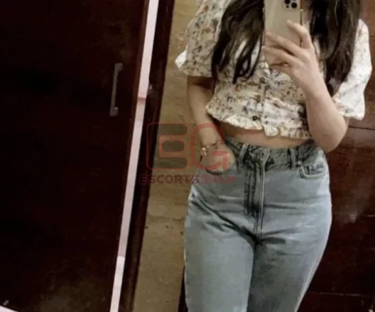 Call Girl BANGALORE Radhika - Gallery Image 2