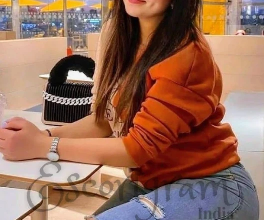 Call Girl DELHI Neeru Sharma