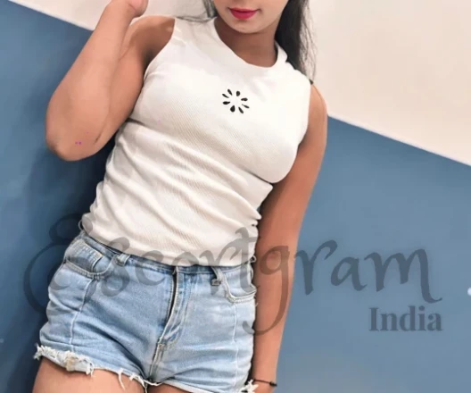 Call Girl DELHI Alisha - Gallery Image 1