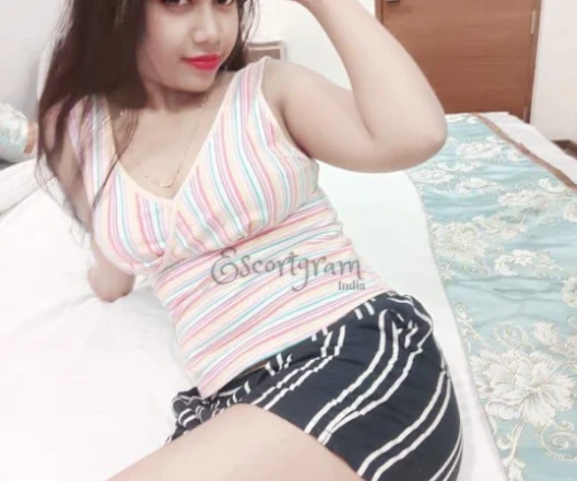 Call Girl BANGALORE Karishma - Gallery Image 3