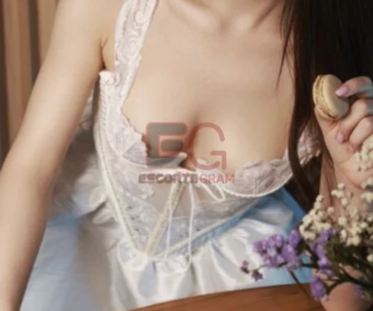 Call Girl DELHI Sanjita - Gallery Image 1